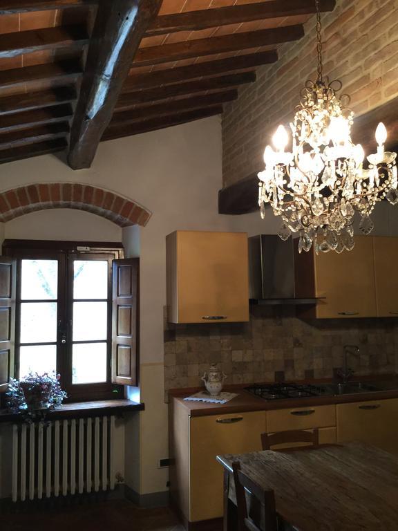 La Berchiera Apartment Ciggiano Luaran gambar